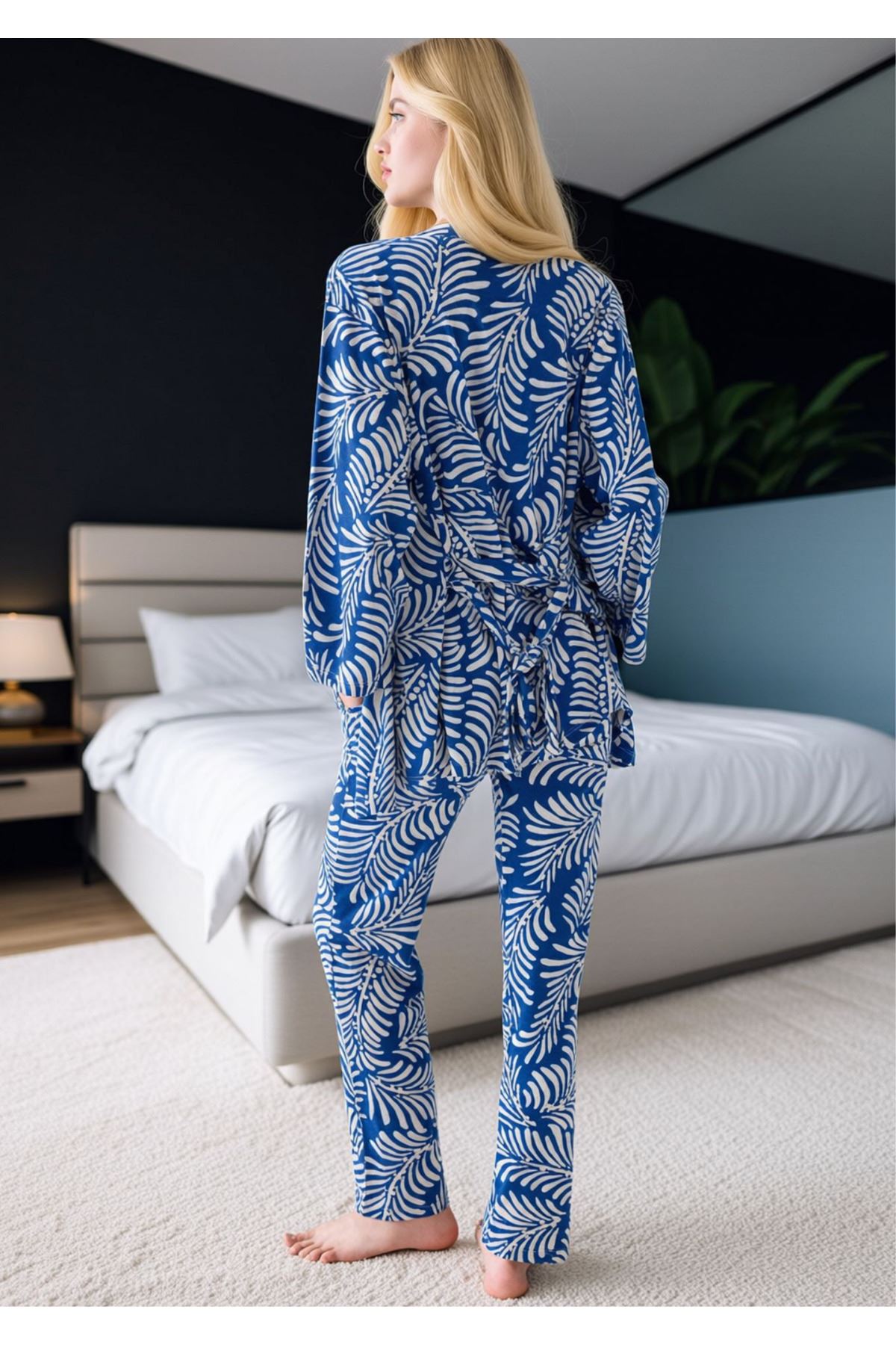 Kadın 3'lü Sabahlıklı Pijama Takımı - Dantelli Büstiyer ve Yaprak Desenli Pantolon Seti