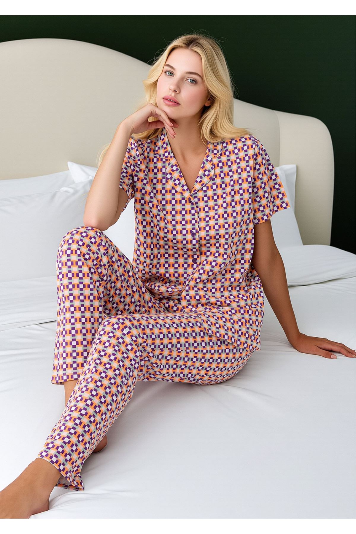 Kadın Mor Turuncu Desenli Gömlek Yaka Pijama Takımı - Önden Düğmeli Pamuklu Set