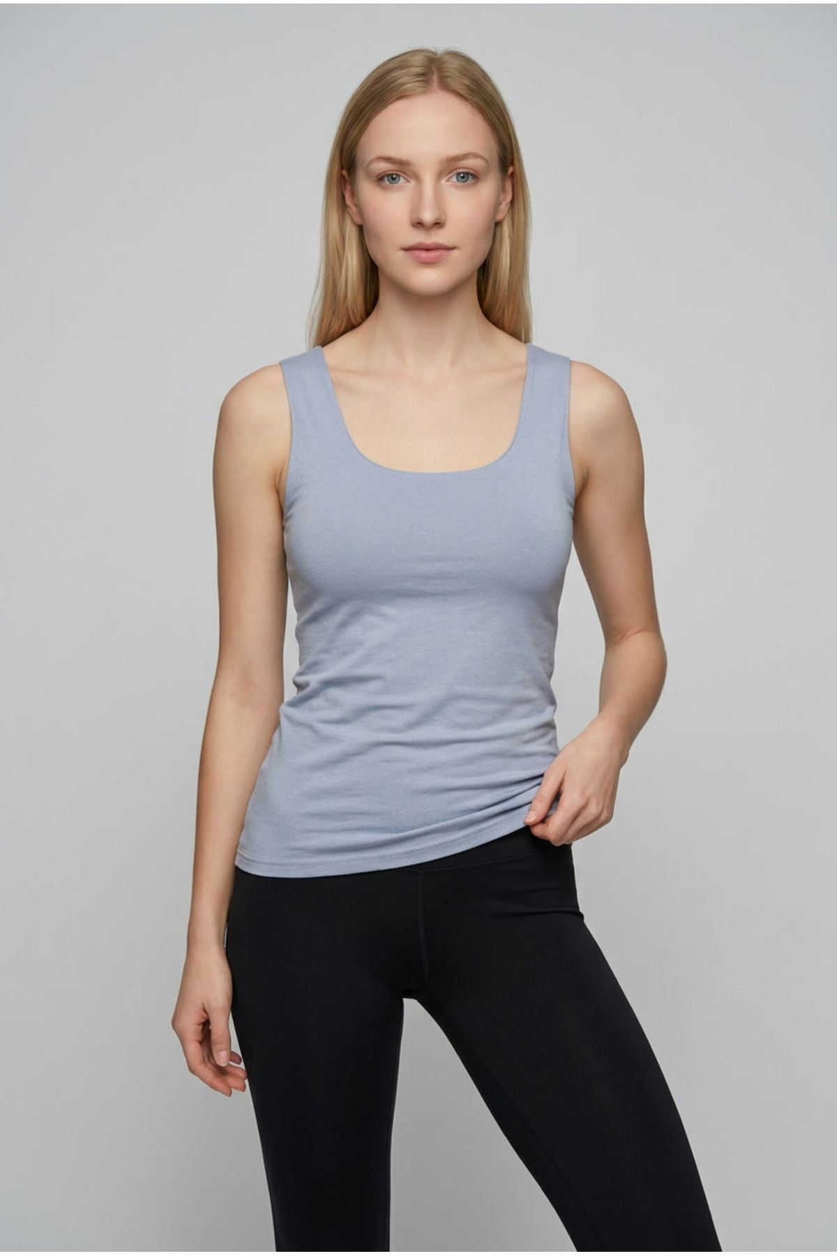 Kadın Pamuklu Esnek Kalın Askılı U Yaka Basic Atlet Günlük Rahat Kesim İç Giyim