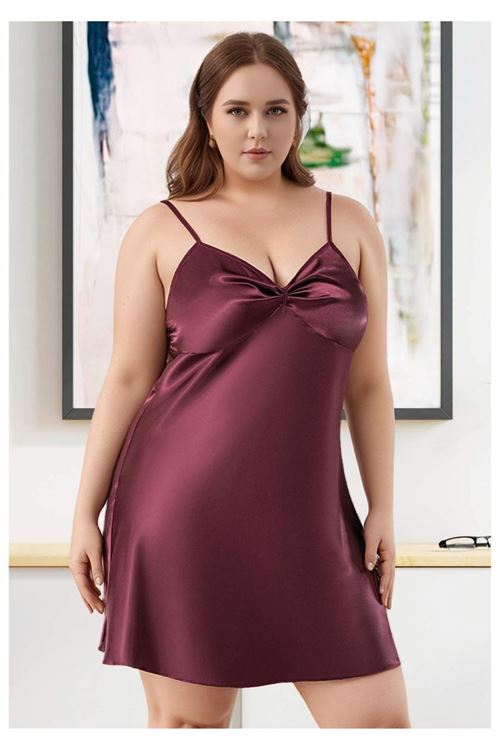 Kadın Mürdüm Büyük Beden Saten Gecelik - Şık V Yaka Plus Size Ev Giyimi
