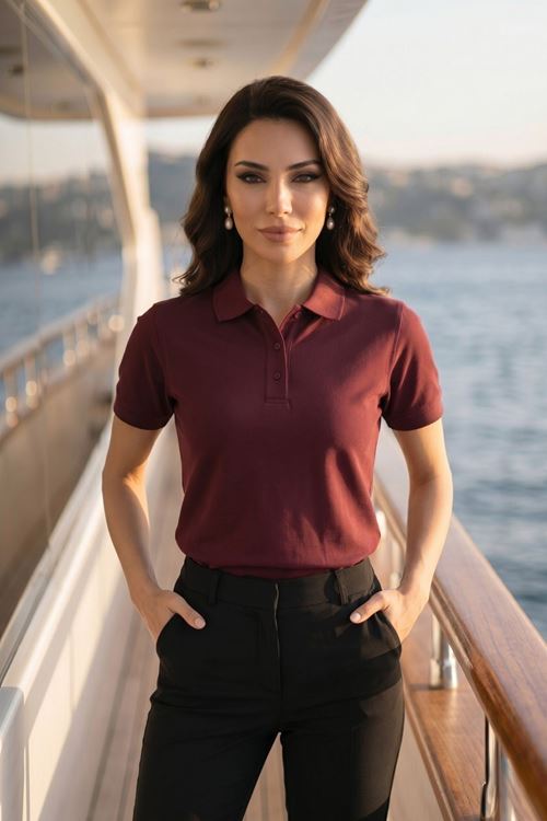 Kadın Polo Yaka Kısa Kollu Düğme Detaylı Şık Tasarım Basic Tişört