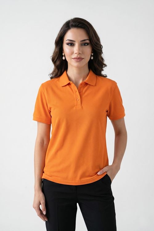Kadın Polo Yaka Kısa Kollu Düğme Detaylı Şık Tasarım Basic Tişört