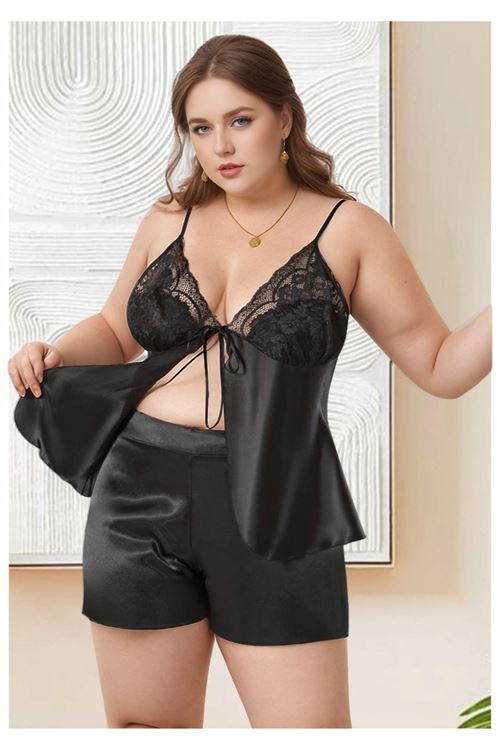 Kadın Büyük Beden Siyah Saten Şortlu Pijama Takımı Önü Açılabilir